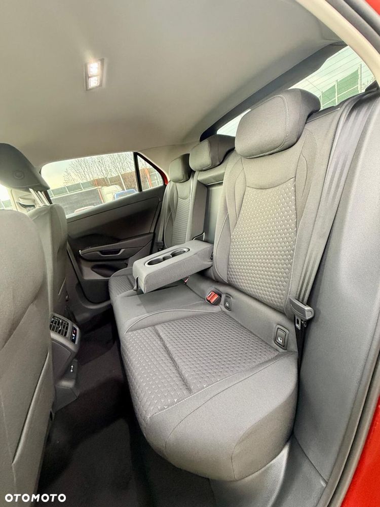 Volkswagen T-Roc 1.5 eTSI Life DSG - 32