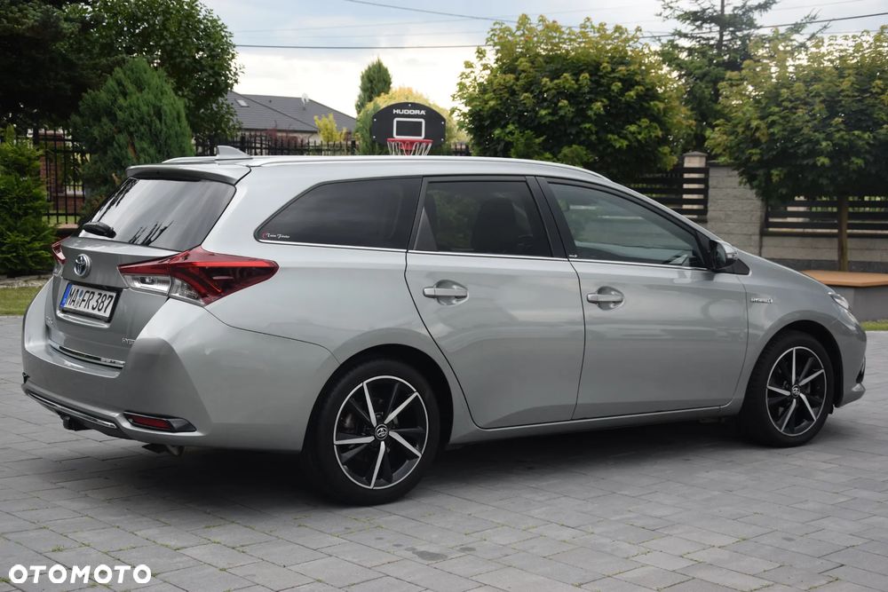 Toyota Auris - 4