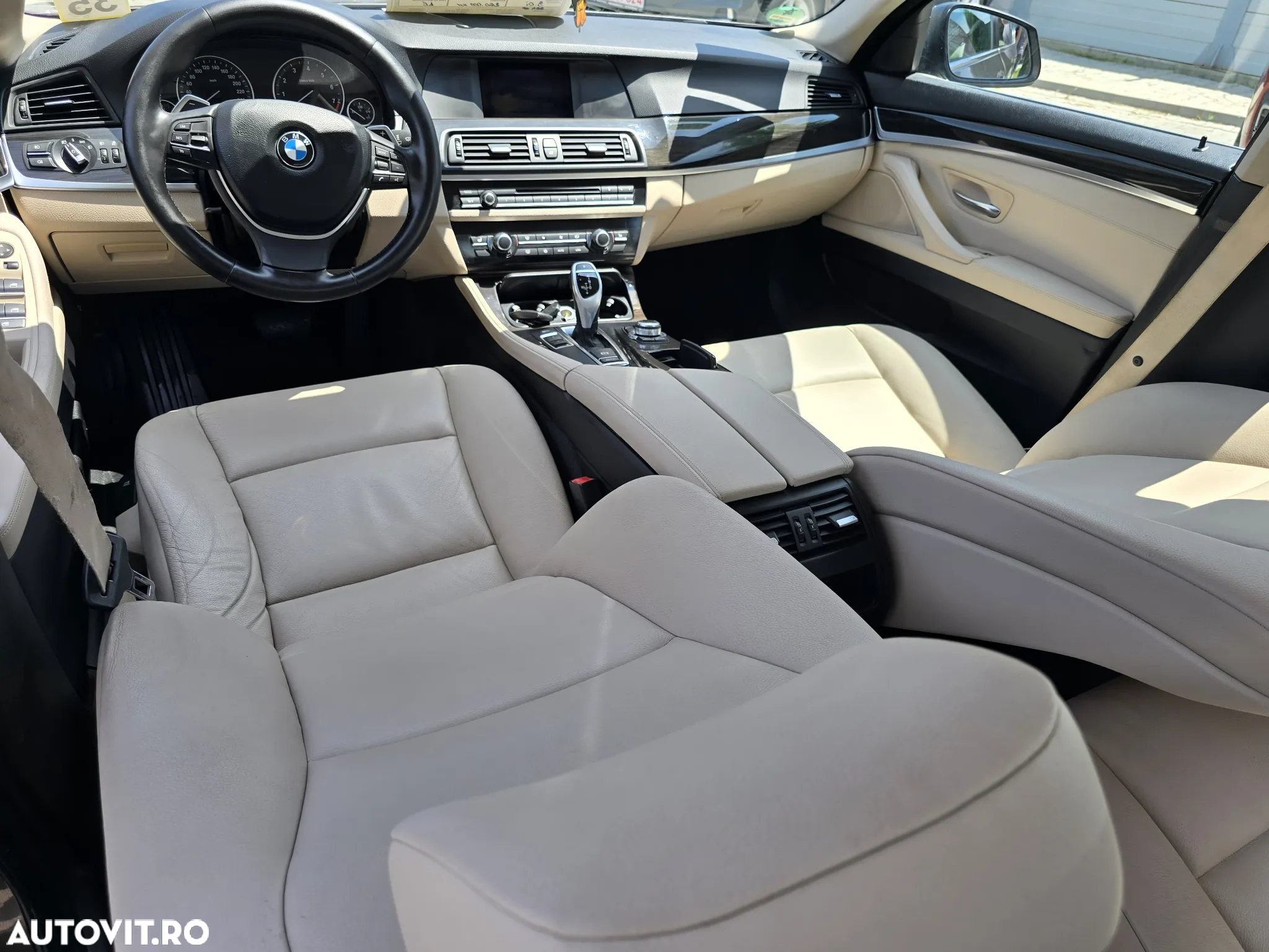BMW Seria 5 523i Aut. - 8