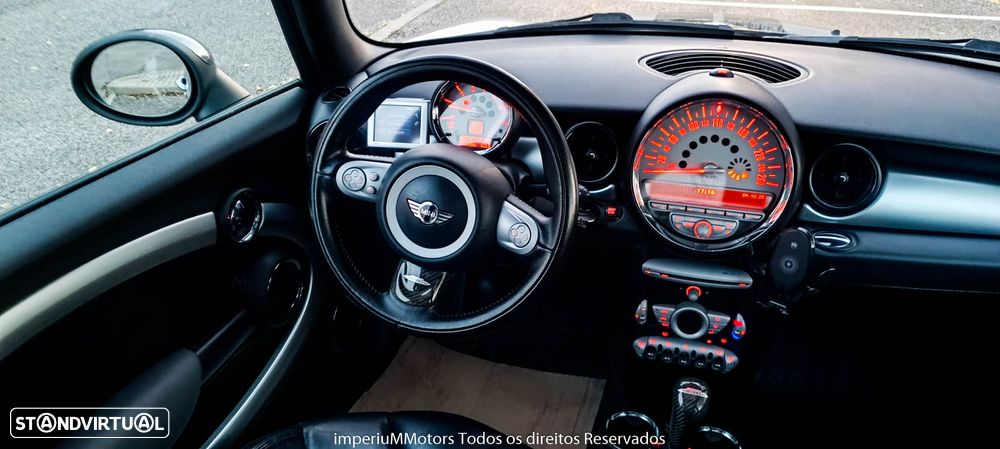 MINI Clubman Cooper D - 4