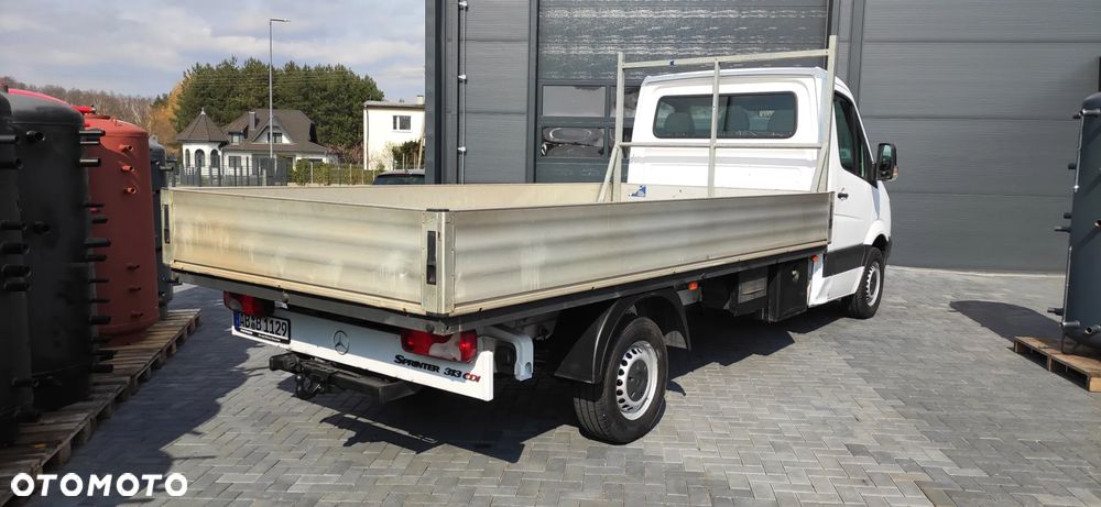 Mercedes-Benz Sprinter - 32