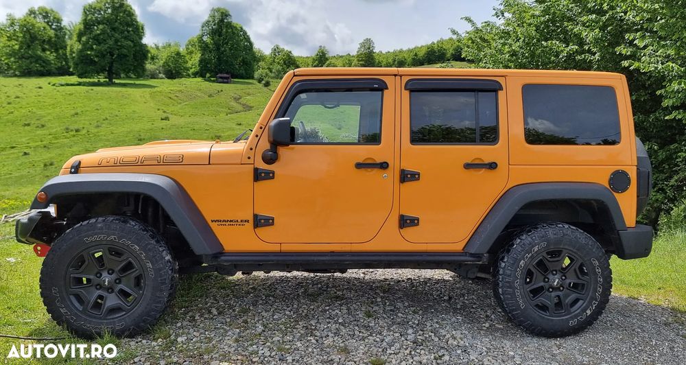 Jeep Wrangler - 12