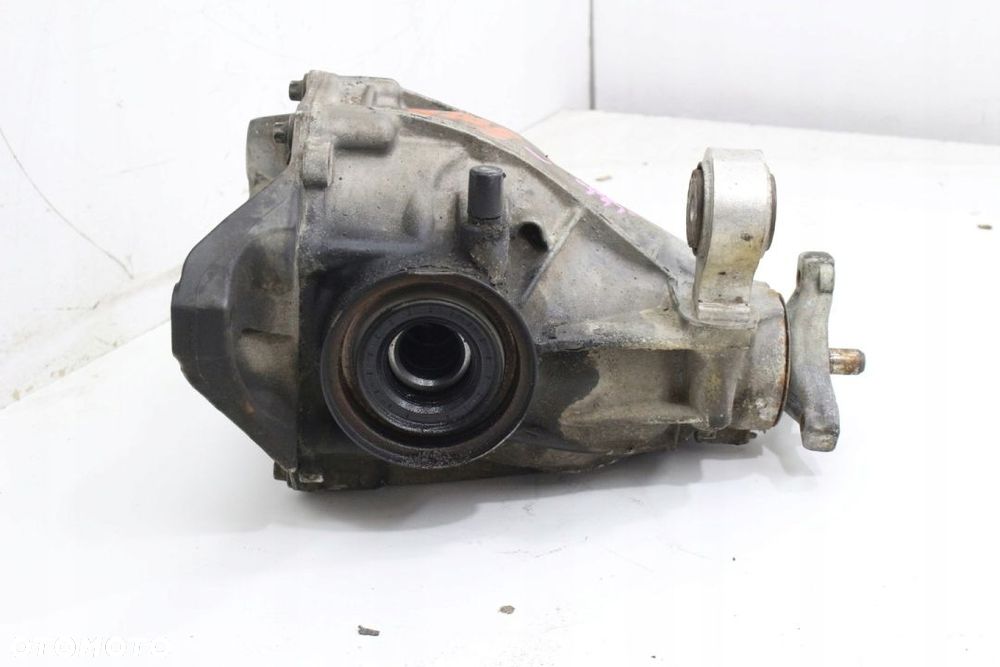 MERCEDES W205 MOST DYFERENCJAŁ 1.6 CDI 2053506909 - 5