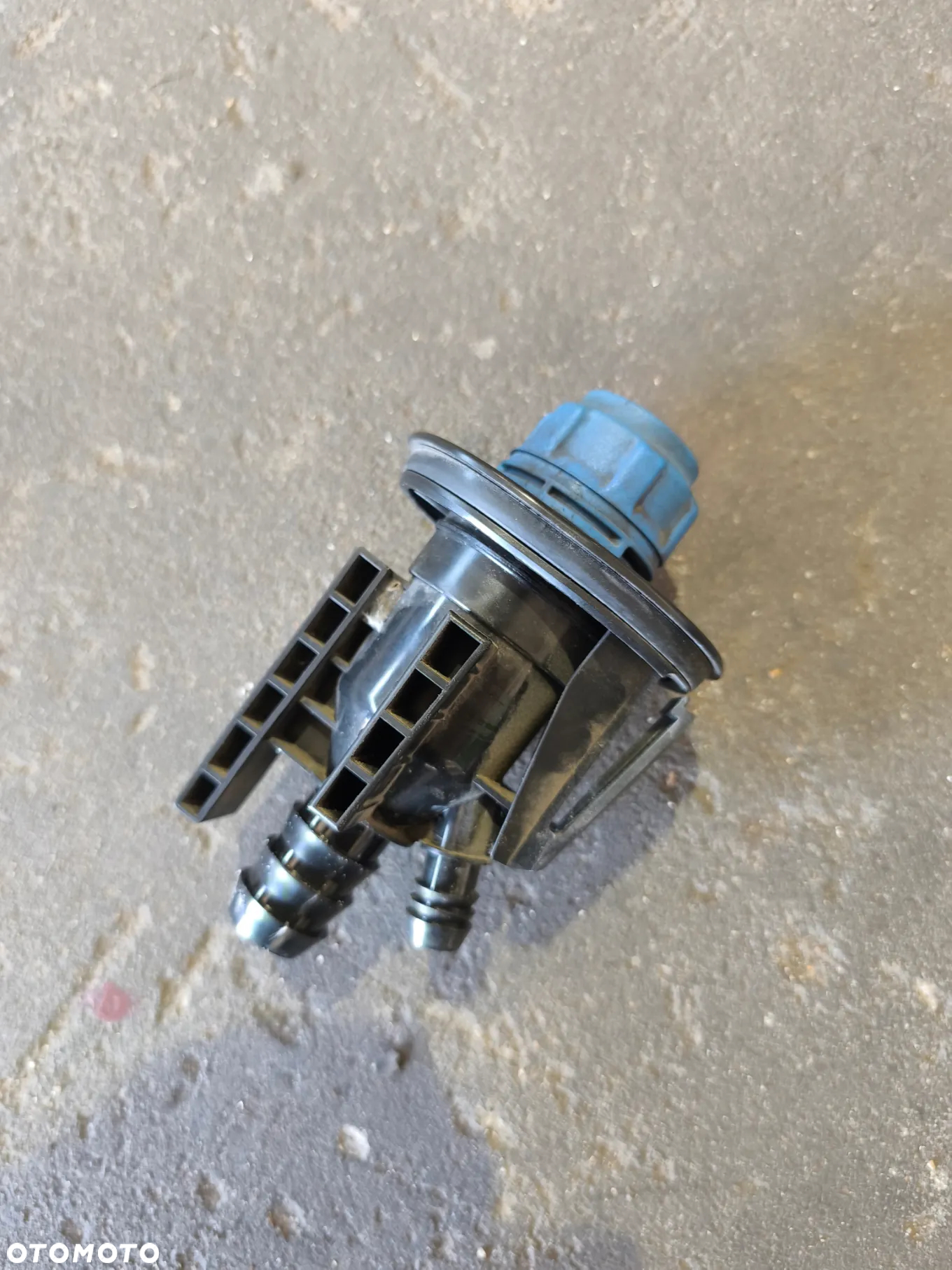 Wlew wlewka korek adblue Mercedes-Benz Sprinter w907 w910 a9104700100 - 2