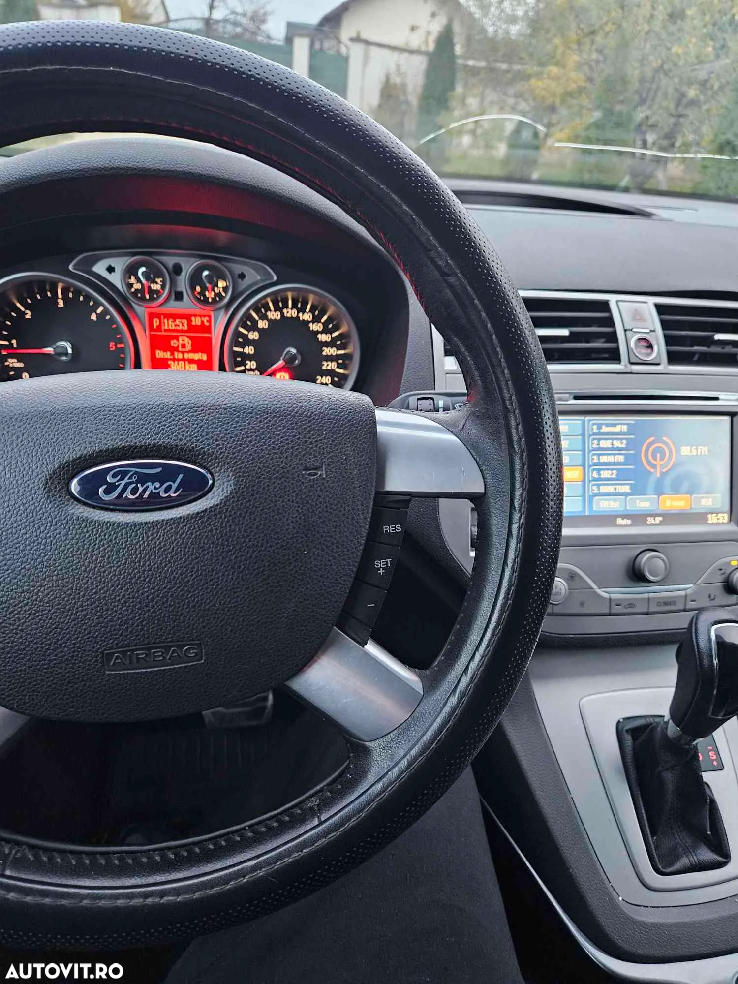 Ford Kuga - 7