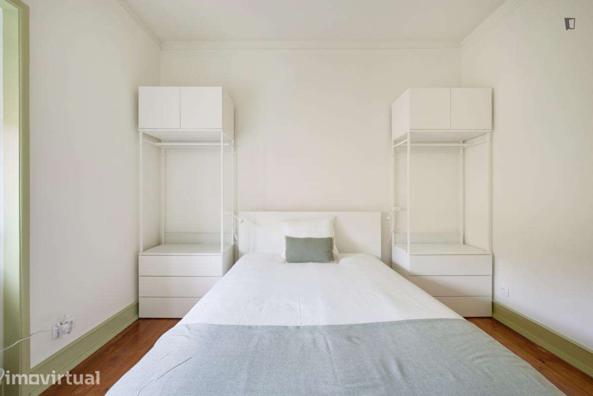 Quarto - localizado em Alcântara Lisbon - Grande imagem: 4/25