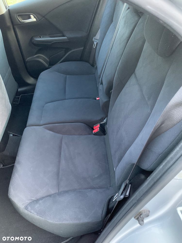 Honda Civic 1.8 Sport - 11