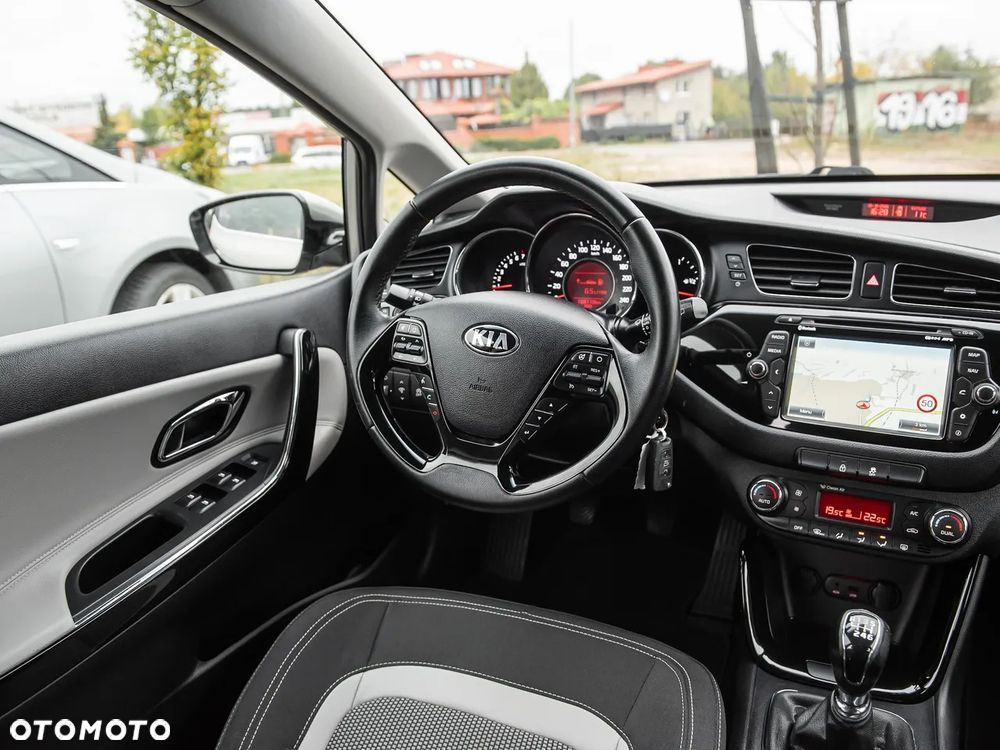 Kia Ceed 1.6 GDI Business Line - 27