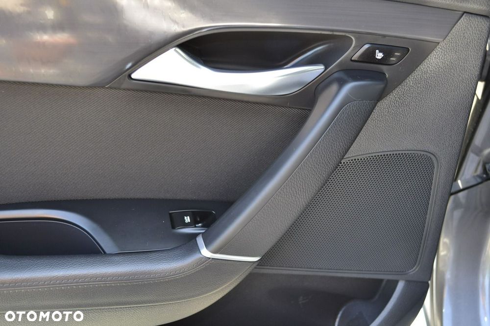 Hyundai i40 Kombi 1.7 CRDi DCT Premium - 25