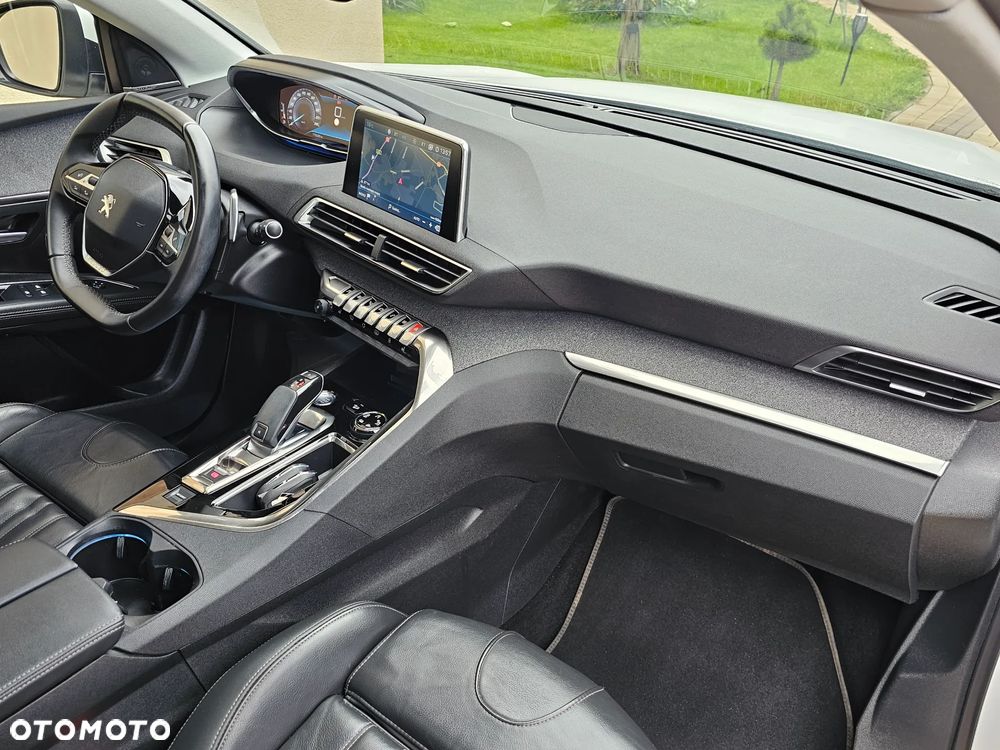 Peugeot 5008 - 35
