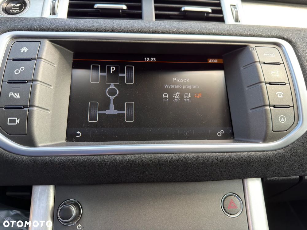 Land Rover Range Rover Evoque - 25