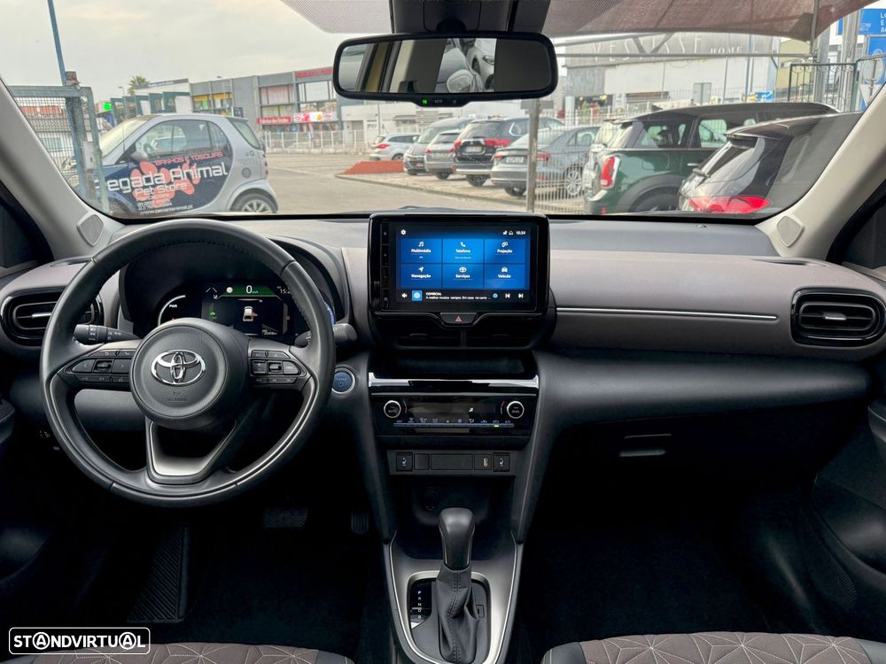 Toyota Yaris Cross 1.5 HDF Luxury - 22