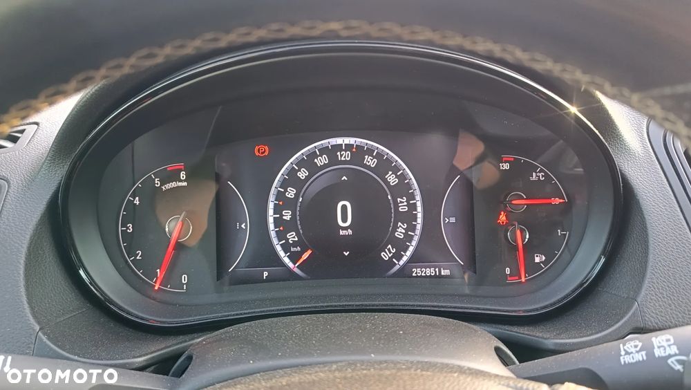 Opel Insignia 2.0 CDTI Cosmo - 16