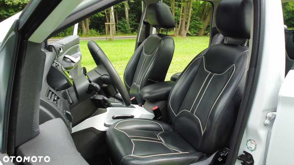 Ford Kuga 2.0 TDCi 4x4 Individual - 8