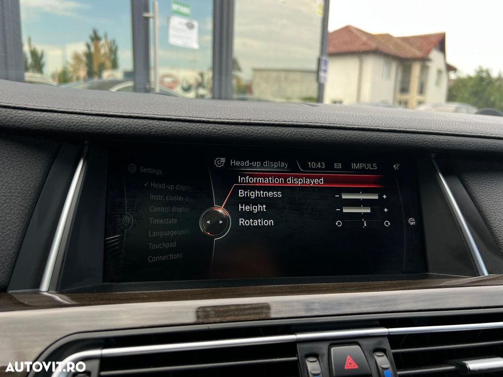 BMW Seria 7 740d xDrive - 32