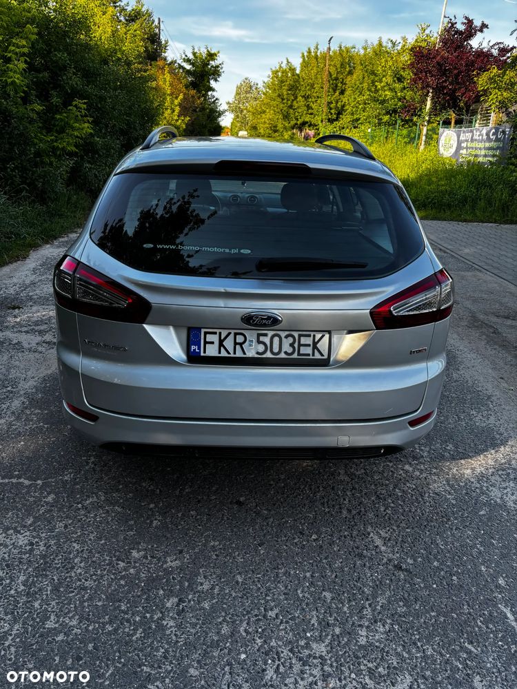 Ford Mondeo 1.8 TDCi Ambiente - 6