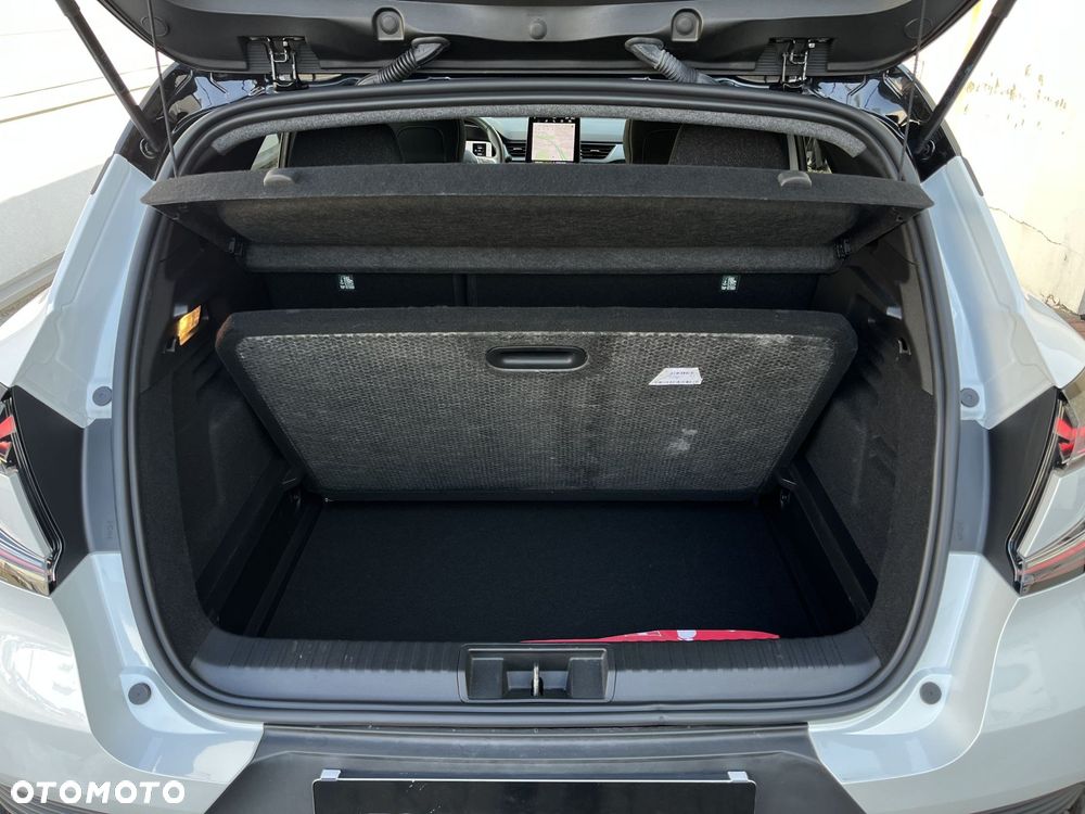 Renault Captur 1.3 TCe mHEV Techno EDC - 17