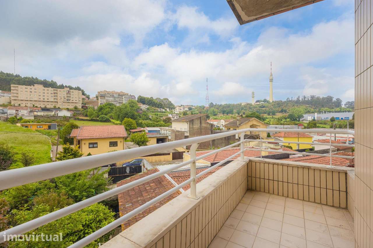 Apartamento T2 | 3 Varandas | Garagem - Grande imagem: 5/38
