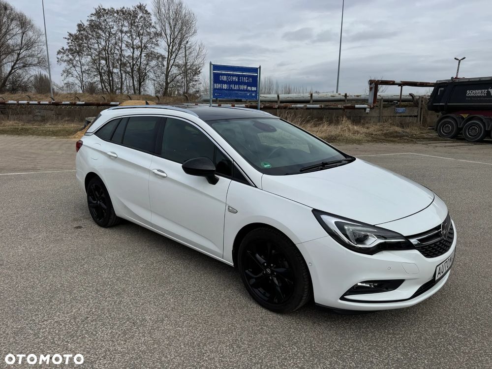 Opel Astra 1.4 T Dynamic S&S - 10