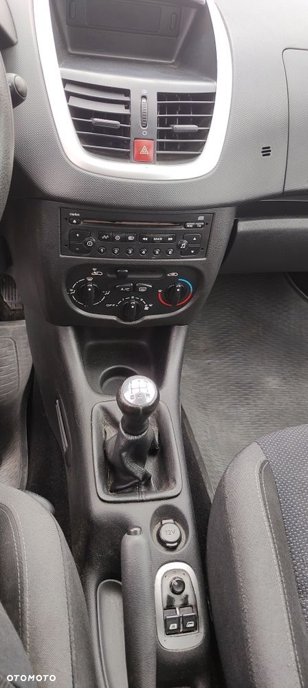 Peugeot 206 plus - 8