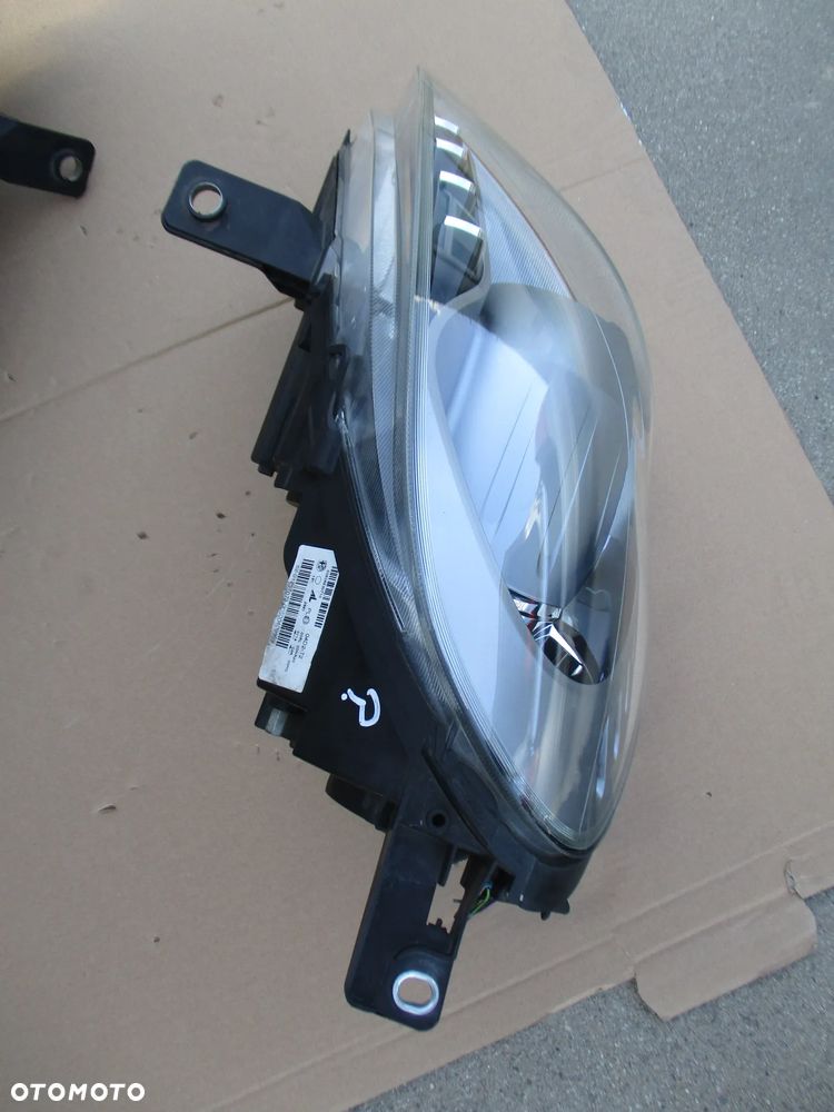Alfa Romeo Giulietta Lift 16- LAMPA PRZÓD LEWA LUB PRAWA - 5
