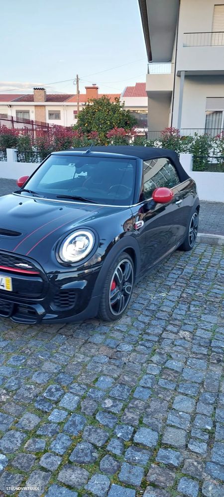 MINI Cabrio John Cooper Works Auto Desportiva - 35