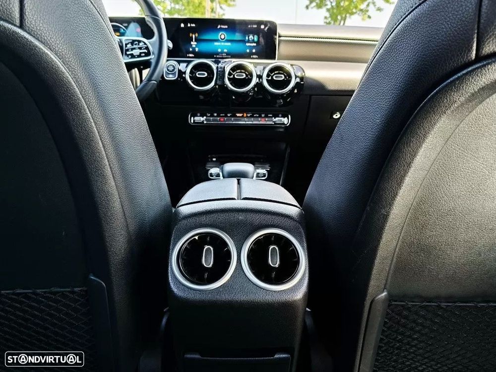 Mercedes-Benz A 180 d Style Plus Aut. - 24