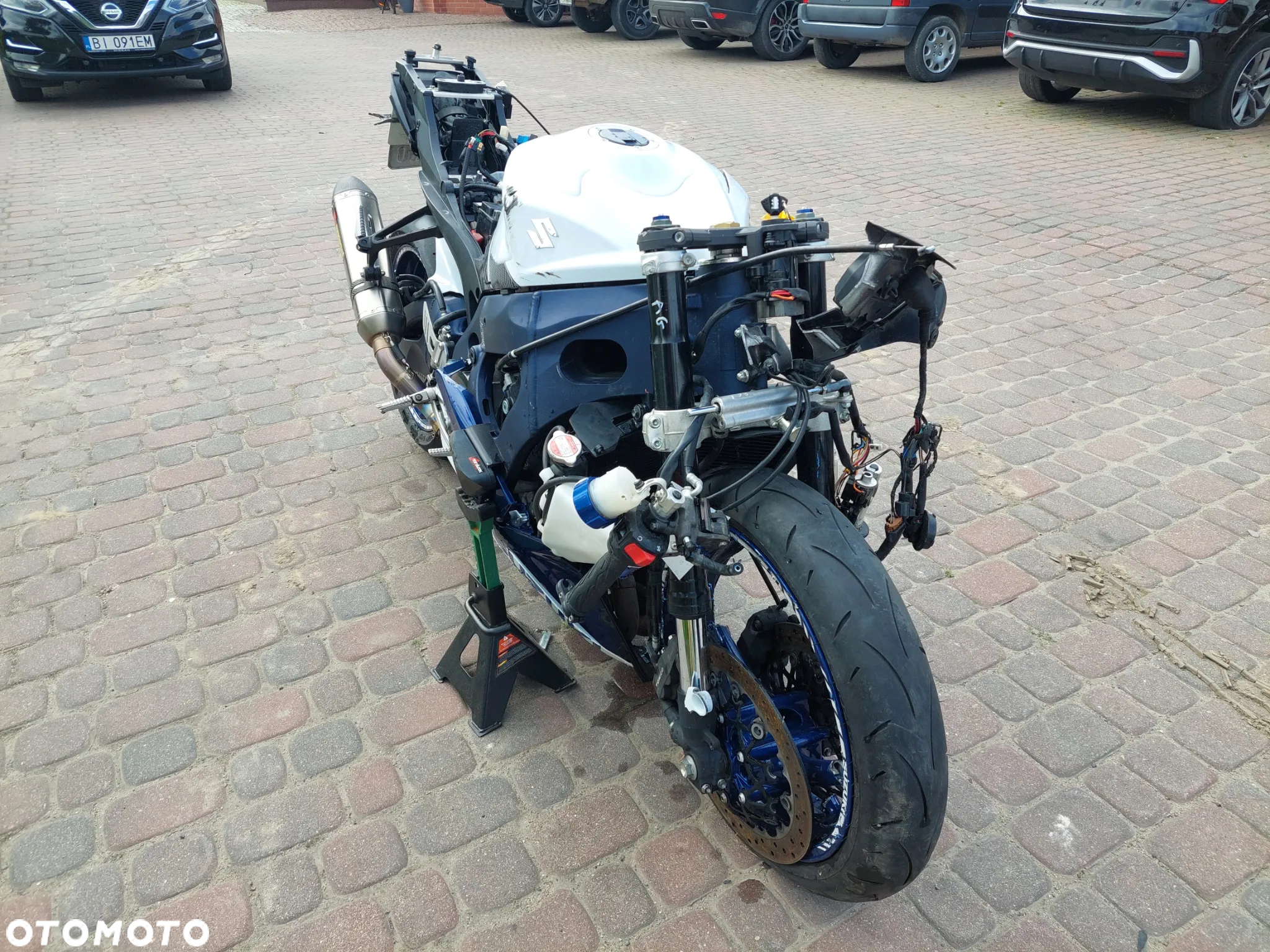 Suzuki GSX-R - 10