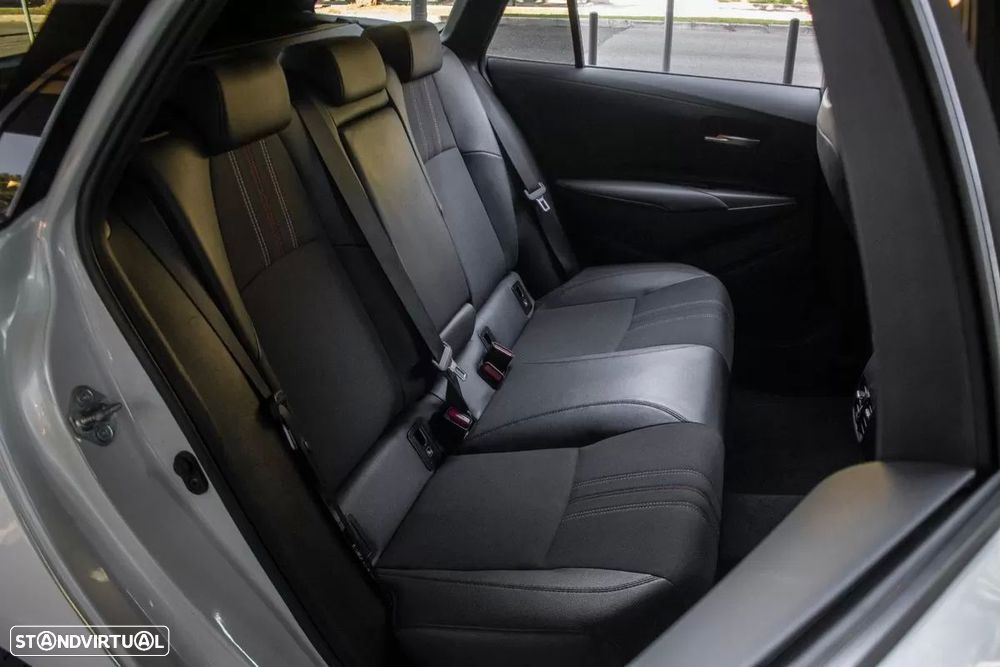 Toyota Corolla Touring Sports 1.8 Hybrid GR-Sport - 31