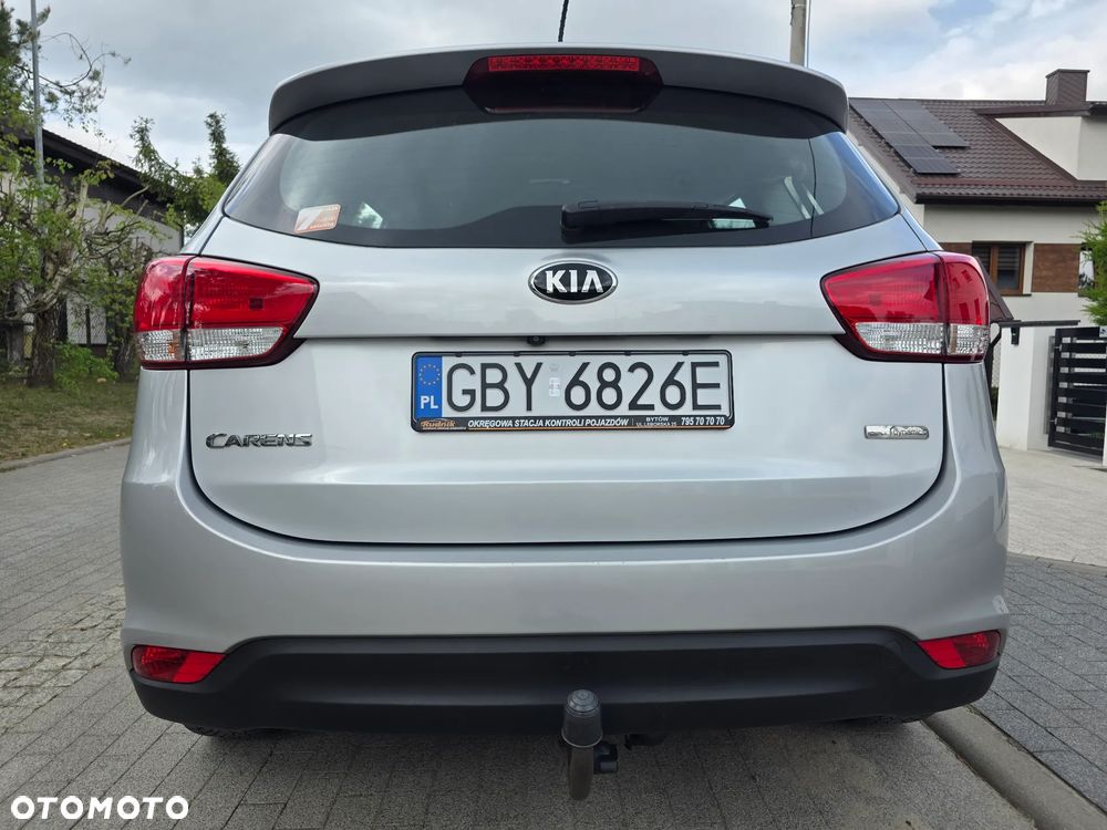 Kia Carens 1.6 GDI Edition 7 - 10