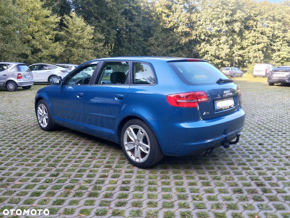 Audi A3 Sportback 1.8 TFSI S tronic S line Sportpaket - 2