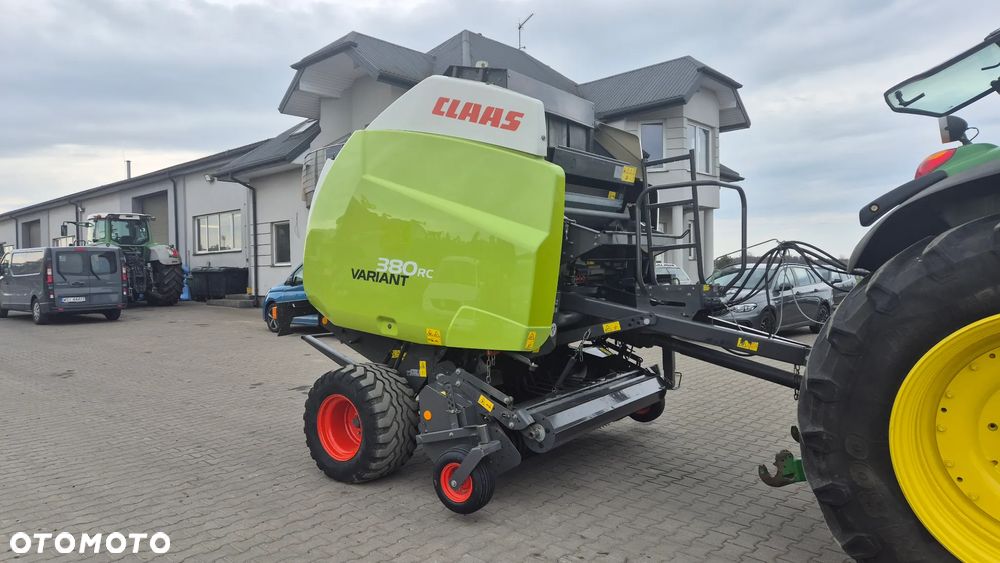Claas VARIANT 380RC 2015R - 8