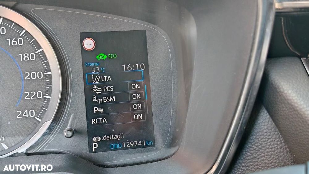 Toyota Corolla - 26