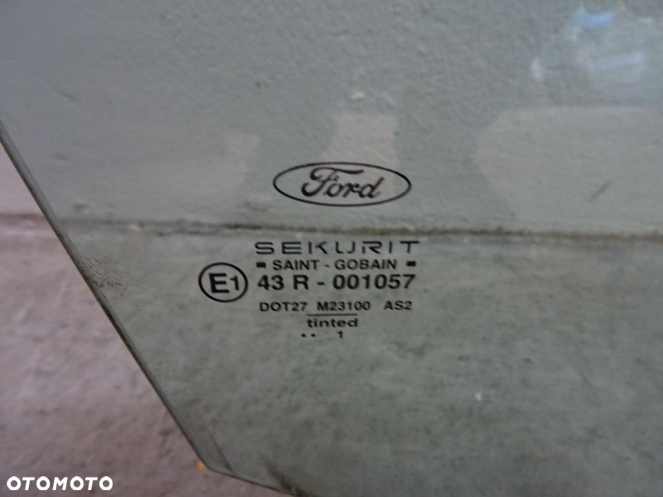 SZYBA DRZWI PRAWY PRZÓD FORD FOCUS MK1 KOMBI NR474 - 2