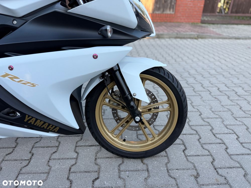 Yamaha YZF - 7