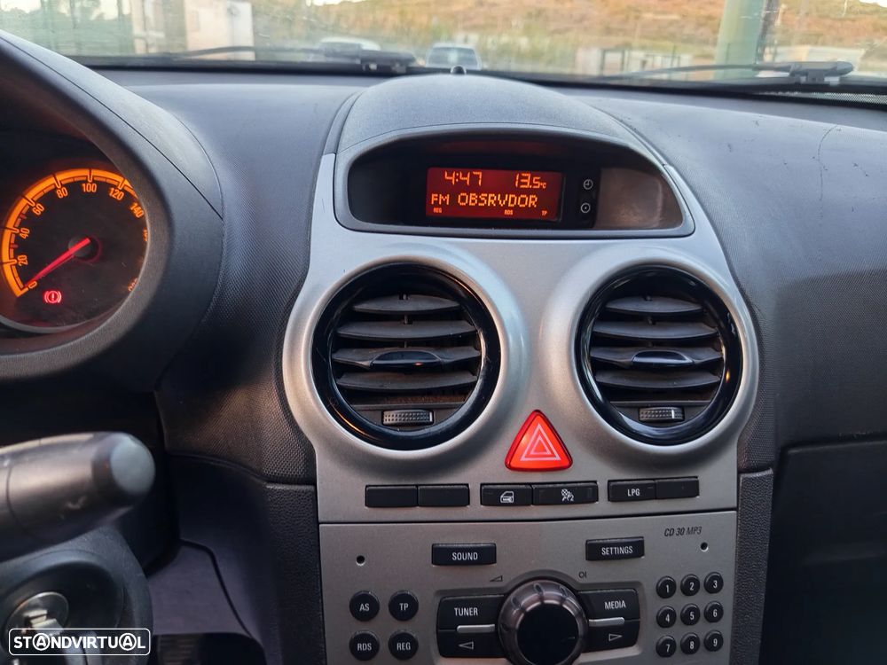 Opel Corsa 1.2 Enjoy FlexFuel - 13