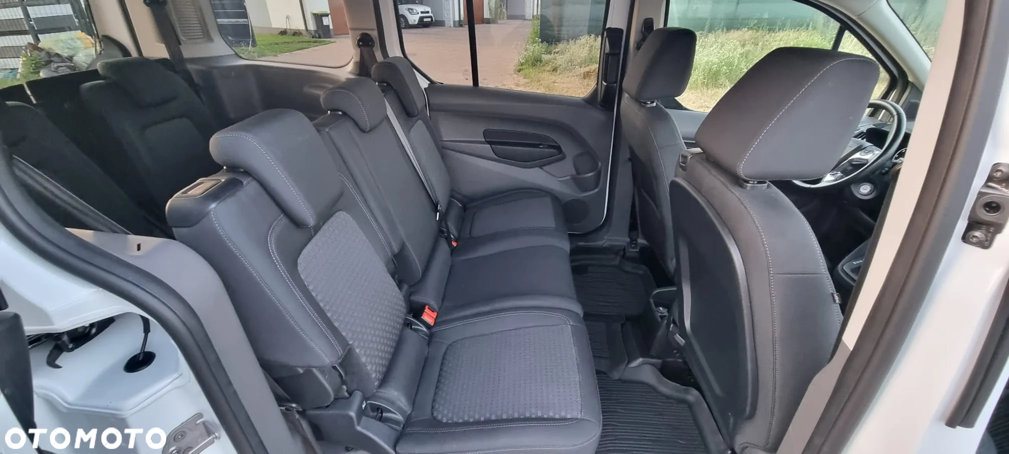 Ford Transit Connect 240 L2 Autm Trend - 19