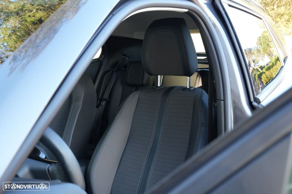 Peugeot 2008 1.2 PureTech Allure Pack - 25