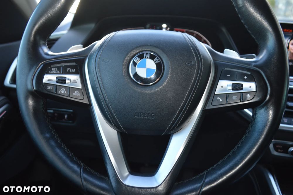 BMW X6 xDrive30d - 17