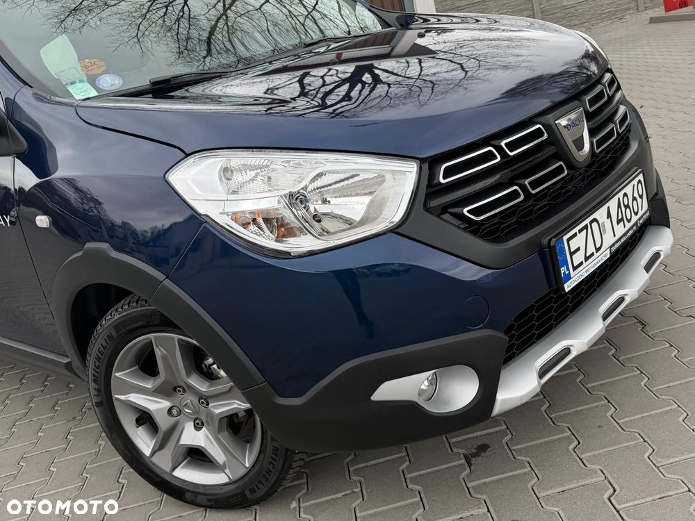 Dacia Lodgy TCe 115 Stepway - 10