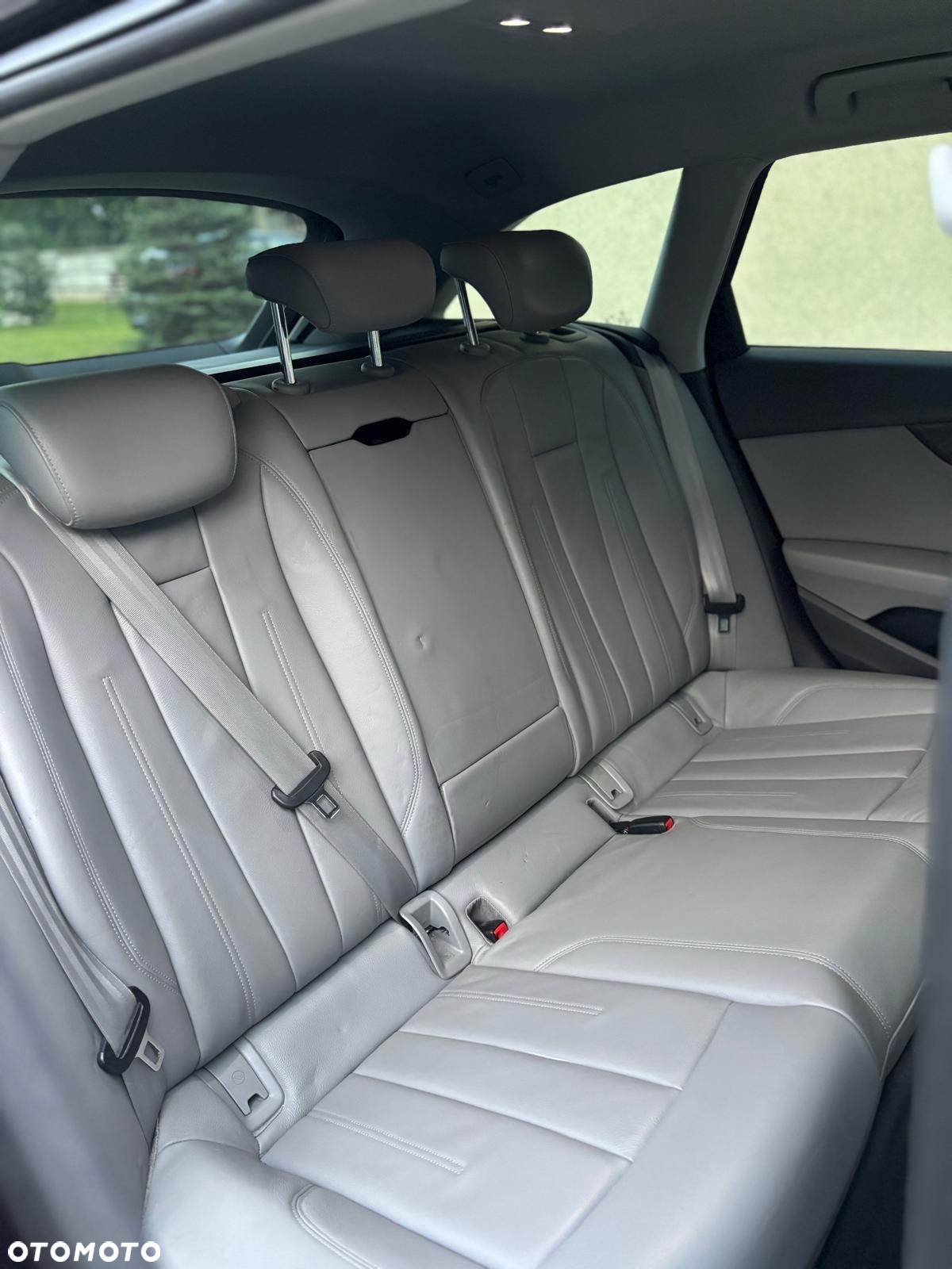 Audi A4 2.0 TDI Quattro Design S tronic - 17
