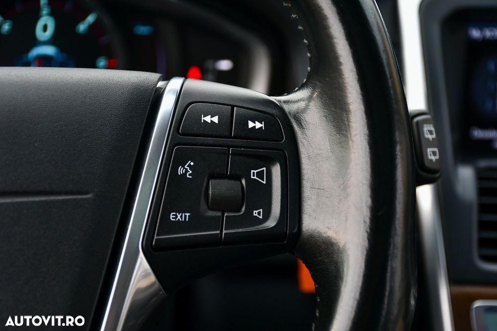 Volvo XC 60 D3 Aut. Summum - 27