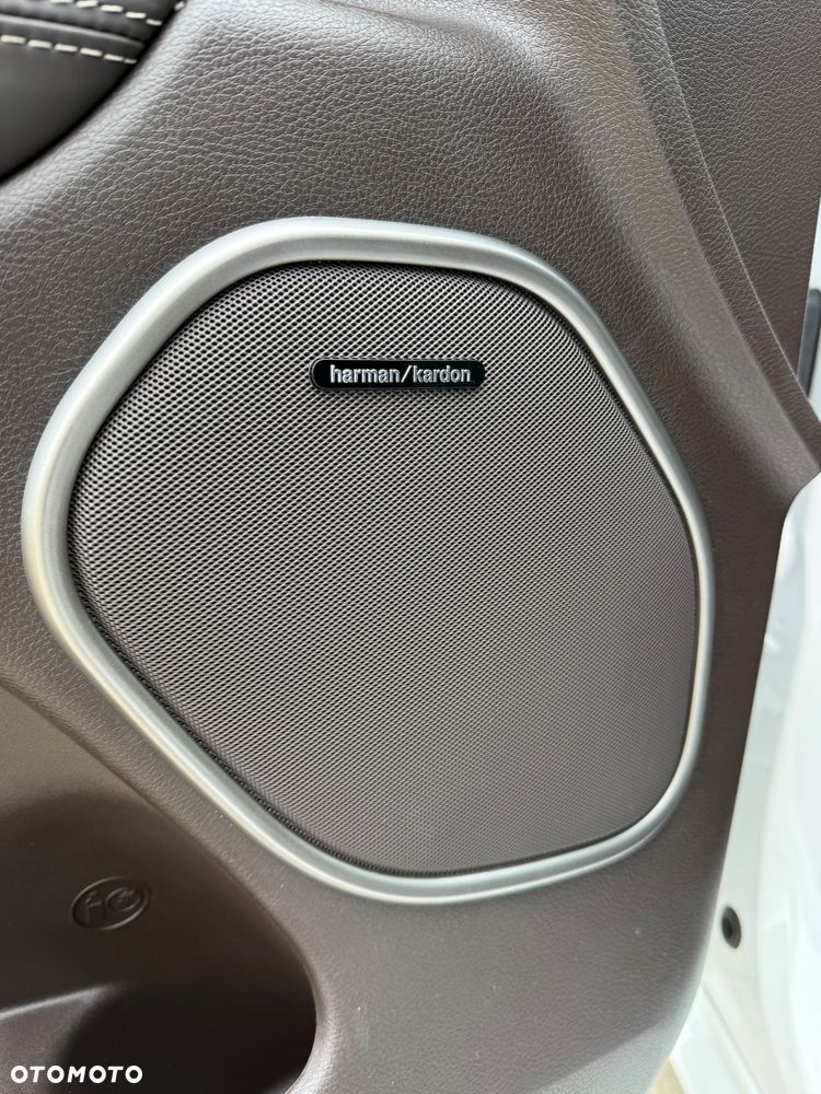 Jeep Grand Cherokee 3.6 V6 Overland - 21