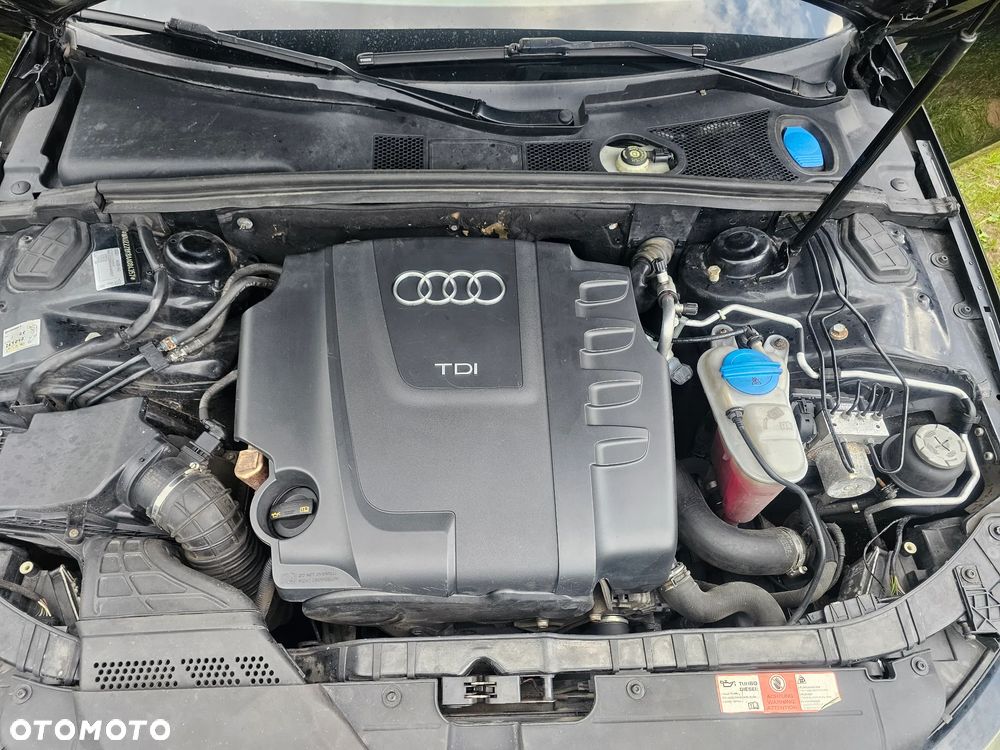 Audi A4 Avant 2.0 TDI DPF Ambiente - 30