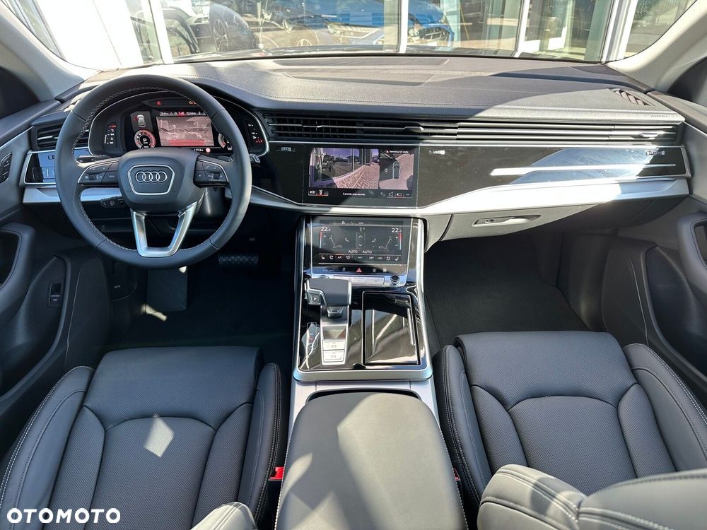 Audi Q8 - 16