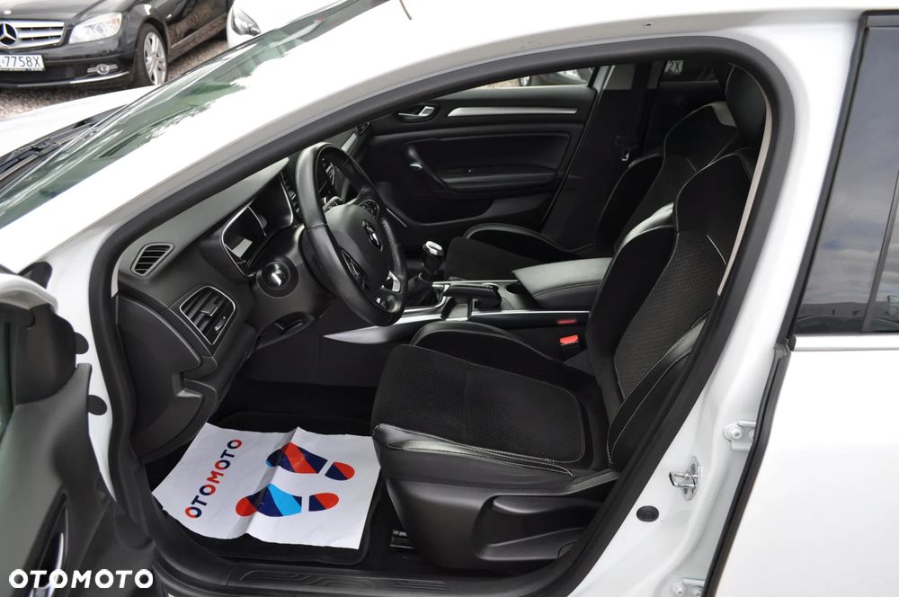 Renault Megane ENERGY TCe 130 INTENS - 14
