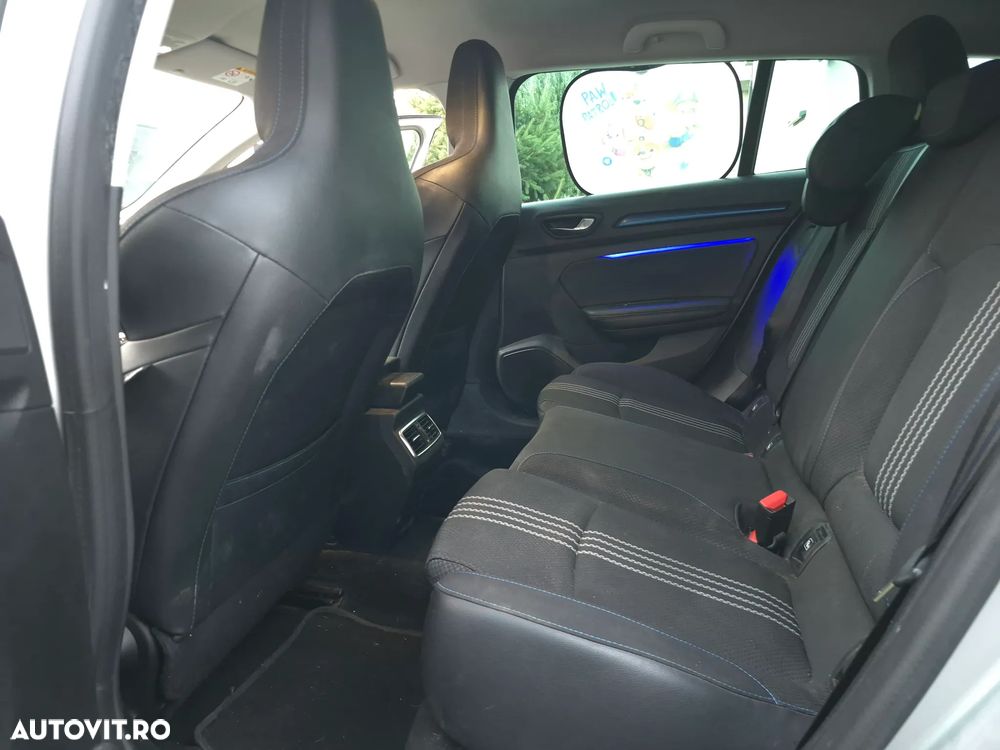 Renault Megane - 13