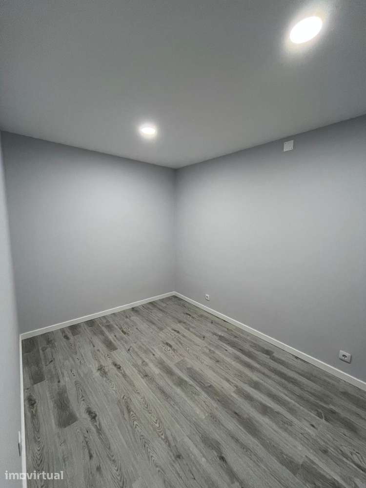 T2 Remodelado no Dafundo com Vista Rio - Grande imagem: 3/10