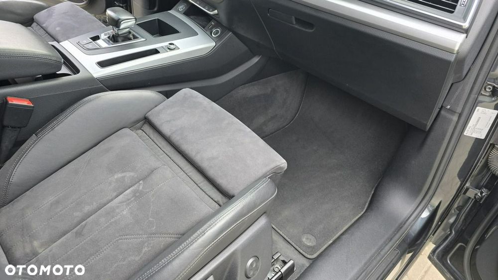 Audi Q5 Sportback - 30