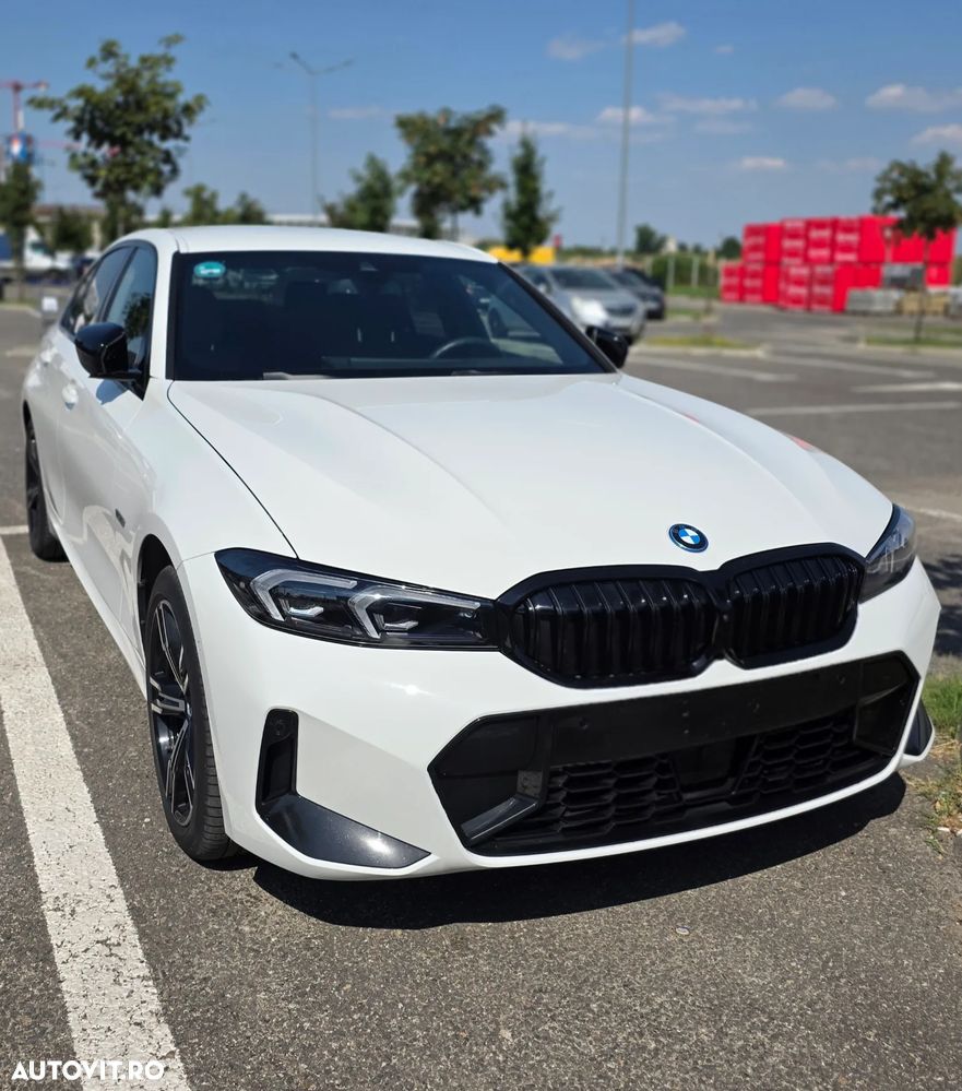 BMW Seria 3 330e xDrive Aut. M Sport - 2